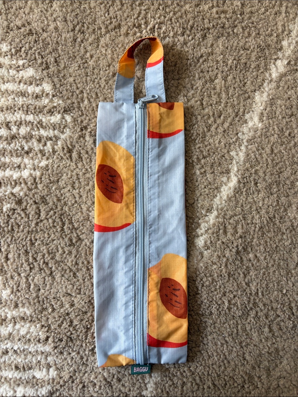 BAGGU 3d zip pouch small peach
